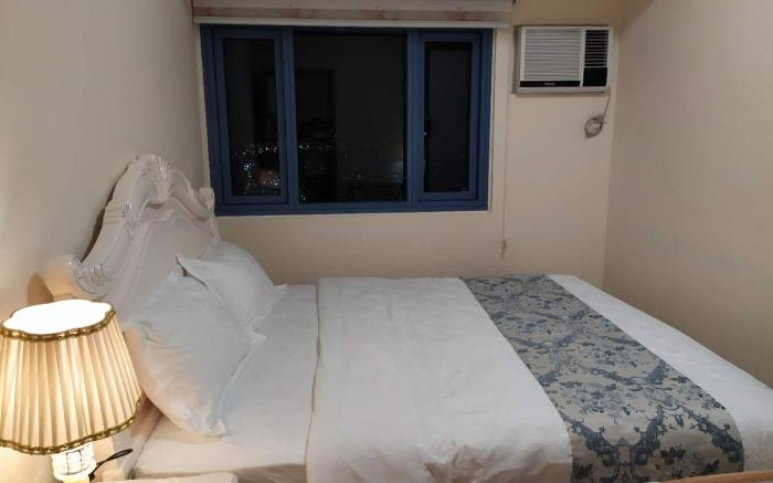 Grand Riviera .Easy World . Manila Bayview1718