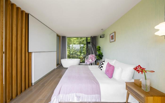 微风丨含早丨溯溪丨露营丨带泳池丨可带宠物丨高清投影丨竹林山景丨围炉煮茶丨可烧烤丨户外电影