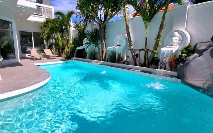 NEBULAND Luxury Pool Villa Pattaya Walking Street 