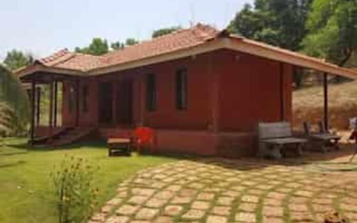 Nandan Farm Stay Sawantwadi