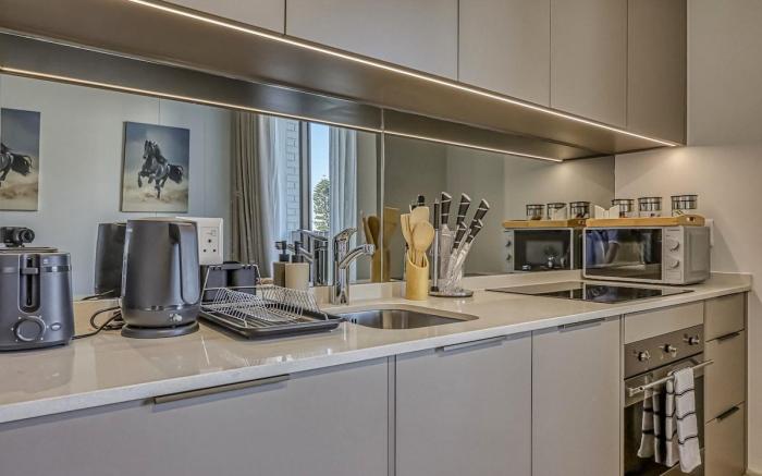 Luxe Rosebank Retreat