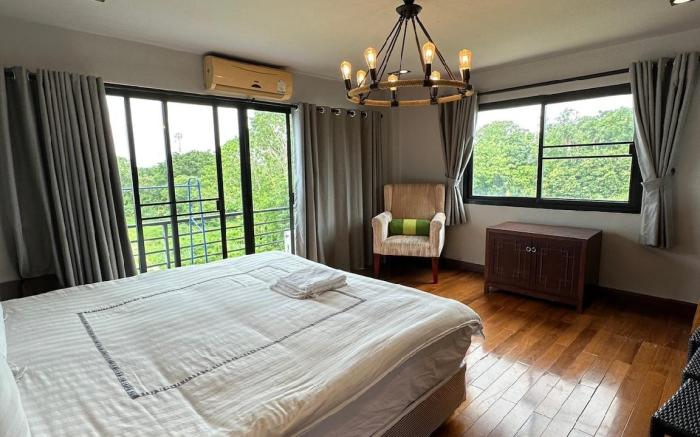 Nakara Phuket Town Fully Furnished Apartment 4A