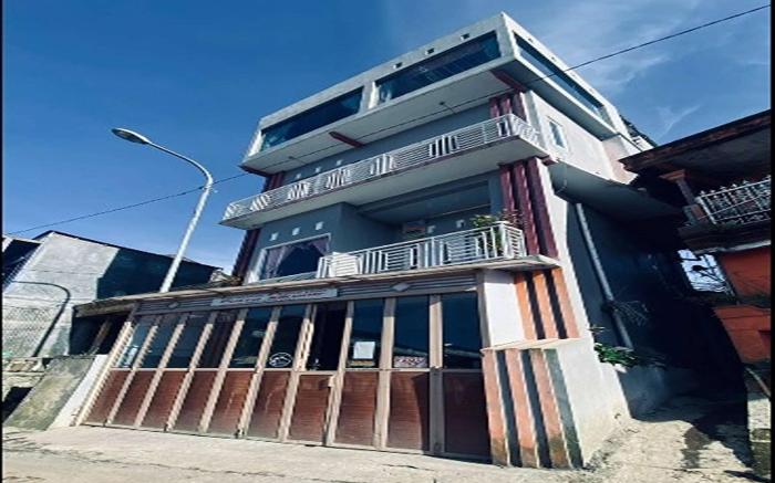 OYO 94702 Putra Family Homestay Sikunir