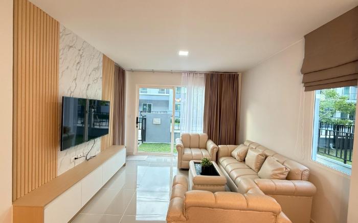 บ้านพักใจกลางเมือง ติดเมกาบางนา ไปสนามบิน 15 นาที