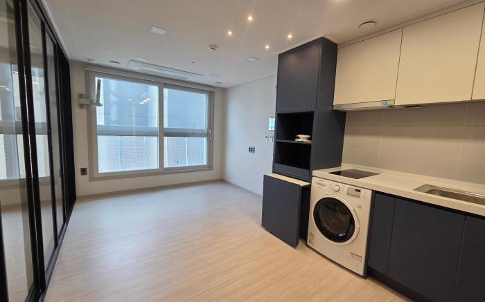 Central Height Apartment