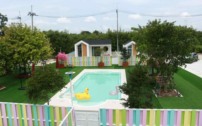 บ้านสวนแสงหล้า วิลล่า รีสอร์ท