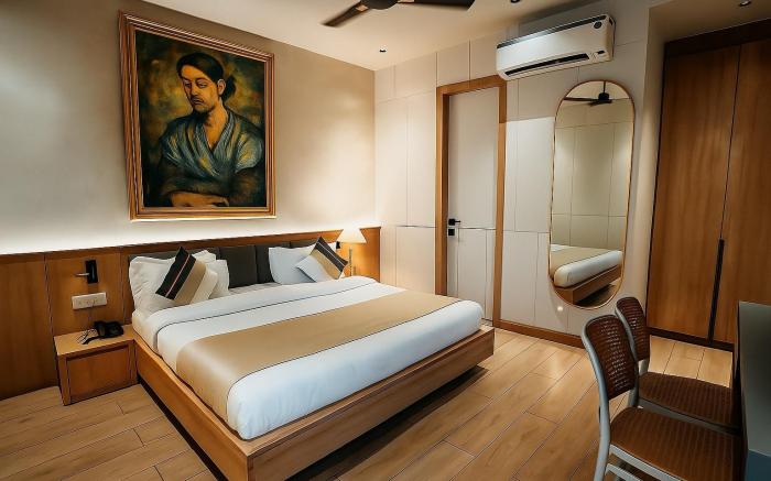 OPUS By Hotel Shiv - Green Park