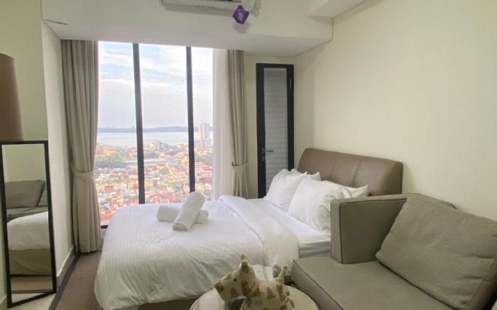 The DW Studio, Pollux Batam