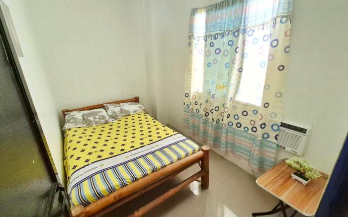 Private Room w/ AC, shared  toilet