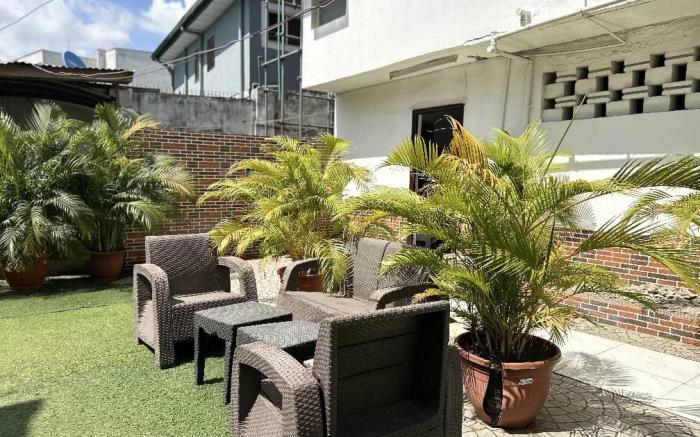 Autograph Bases Hotel