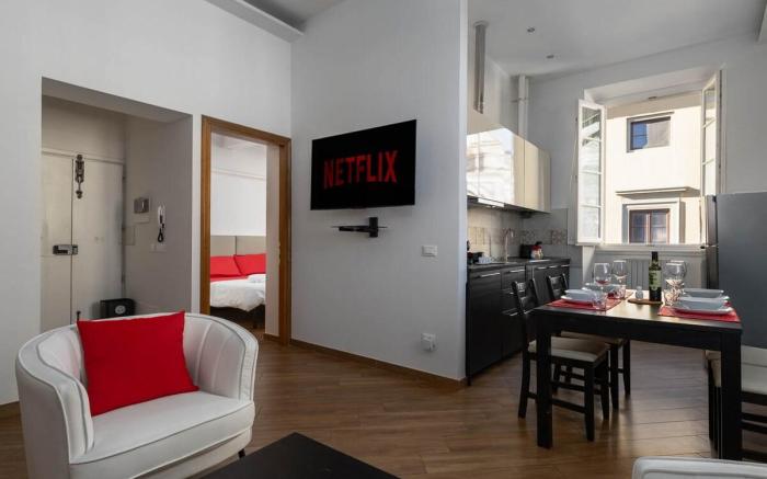 Prestigious Accommodation in Piazza Duomo!