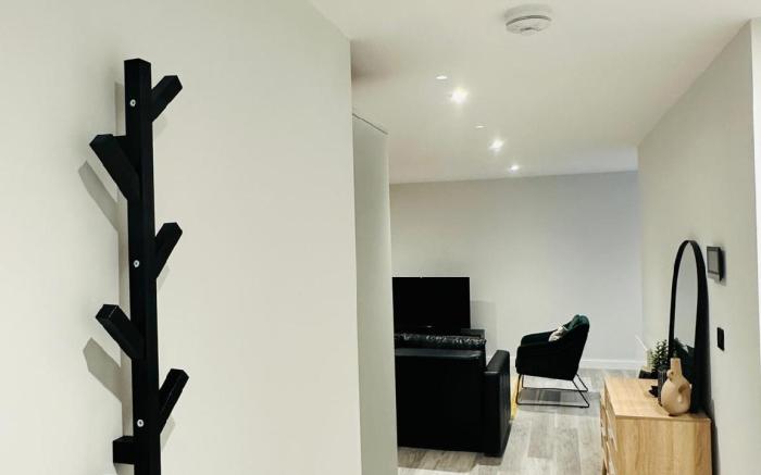 #21 2 Bedr 2 Bath Balcony Lux Digbeth Apex Lofts