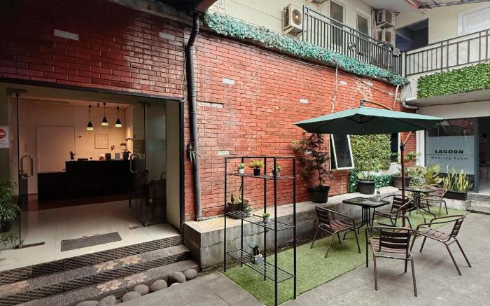URVANA Hotel By Majestra Hospitality