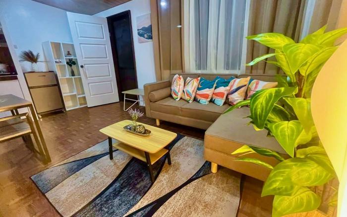 Bloomstone Urban Chill Cabin