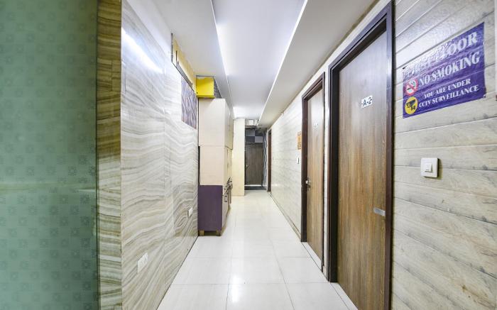 FabHotel Park View I