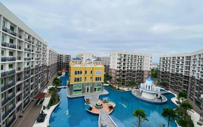 Arcadia beach Continental