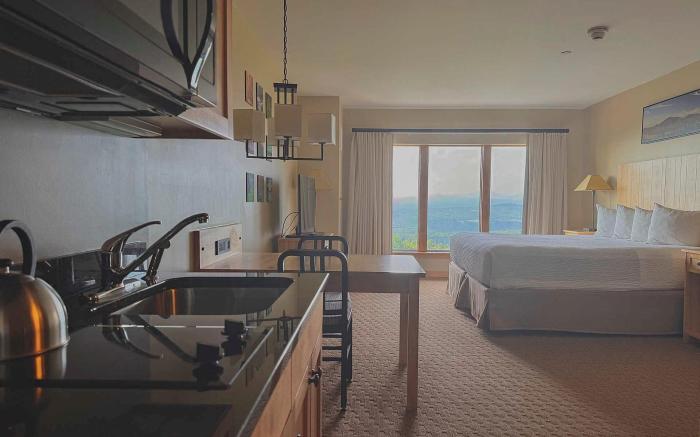 Burke Mountain Hotel