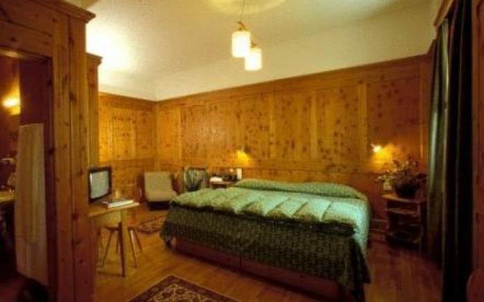 Hotel Montana