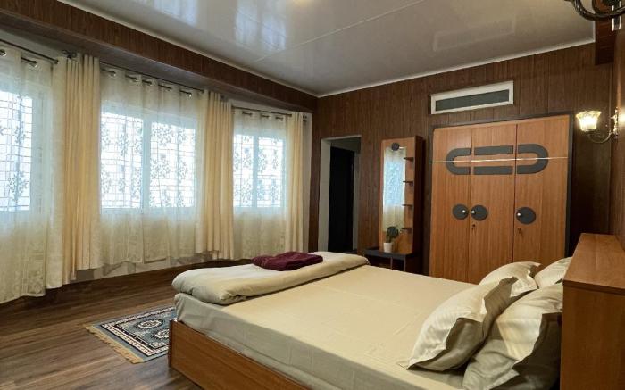 Lemo's Cafe and Homestay