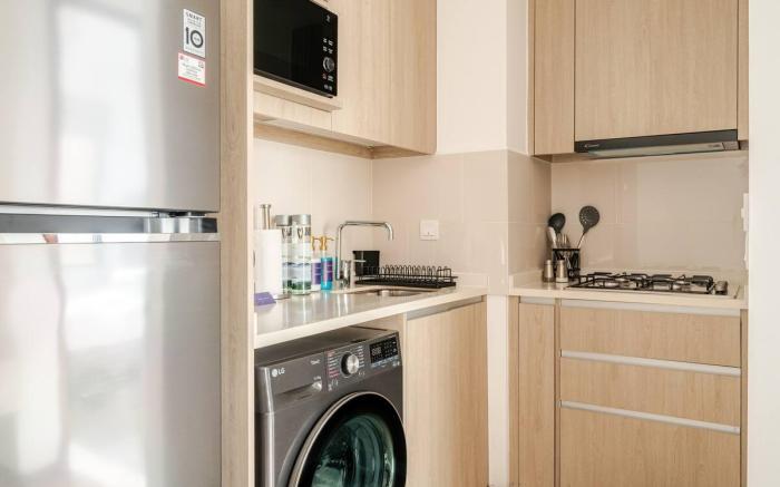 Luxury 2 Bed at Trizen by Resident Villas