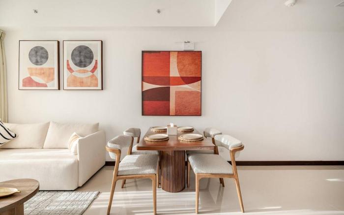 Luxury 2 Bed at Trizen by Resident Villas