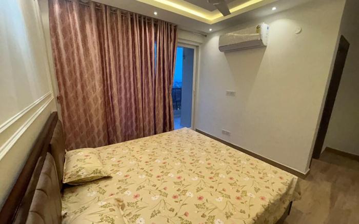 Chic Cozy Stay Near Everything