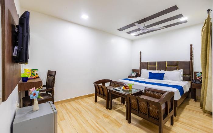 Hotel Downtown, East of Kailash