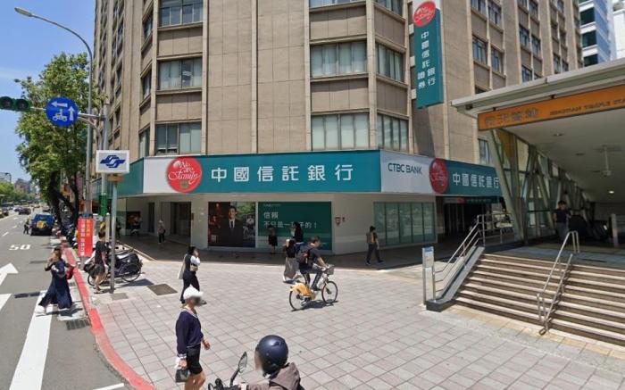 YY Self-Serve Stay 原原自助棧 