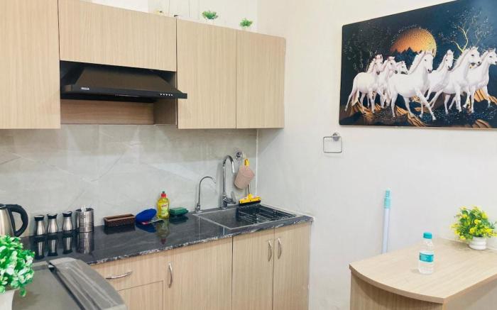 Deluxe Studio Retreat | By Aqqua Suites