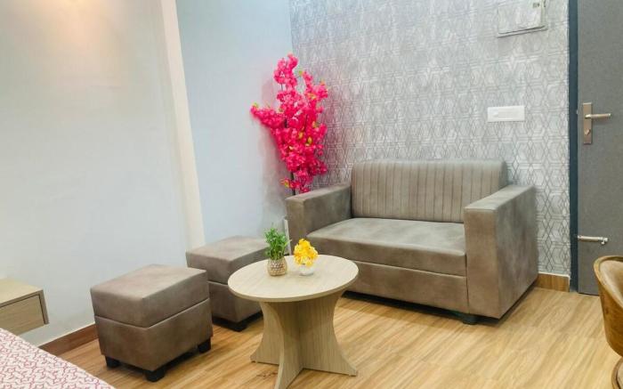 Deluxe Studio Retreat | By Aqqua Suites