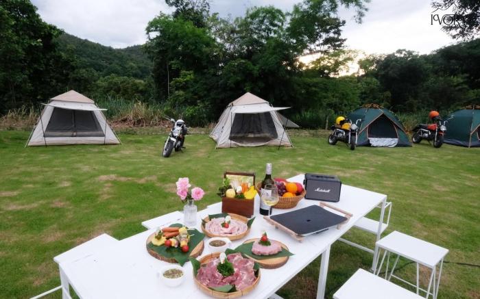 Ivory Hill red house in Chiangmai Mae On