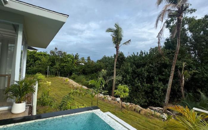 Sea Breeze 2BR Villa - Pool – Heart of Thong Sala