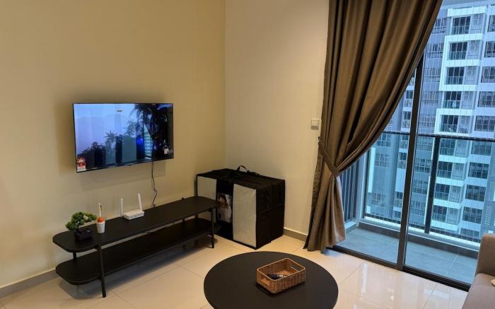 3BR Puchong | Suria | Netflix  | IOI | Coway W/F