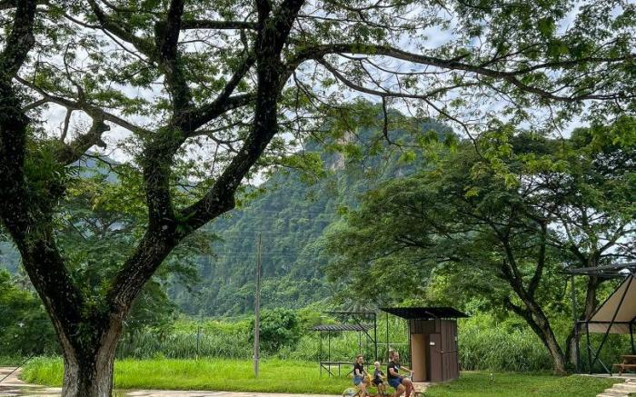 Happy Wonderer tent 2