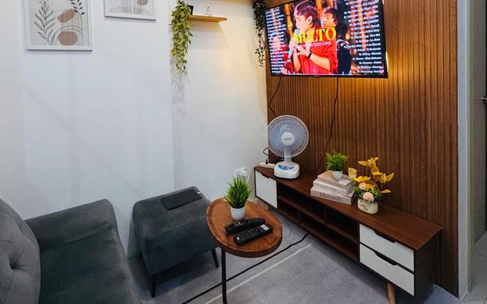 Harbour Park Residences Tower 2 - with Makati View