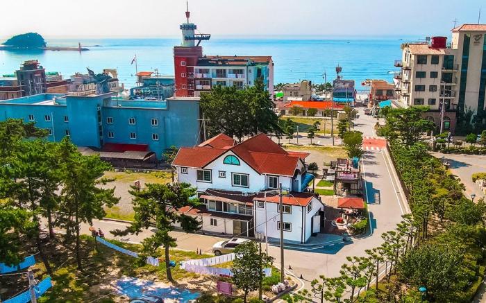 Mallipo Sound Of Waves Pension