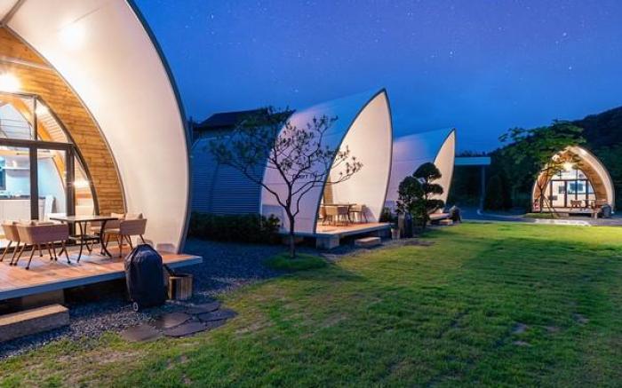 Depart Glamping