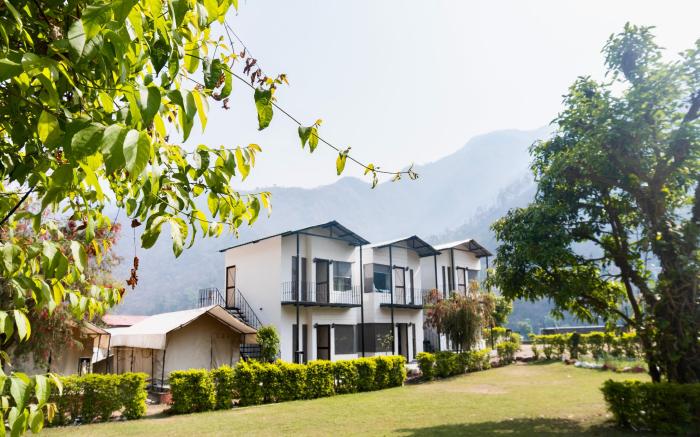 Aspen Riverside Resort