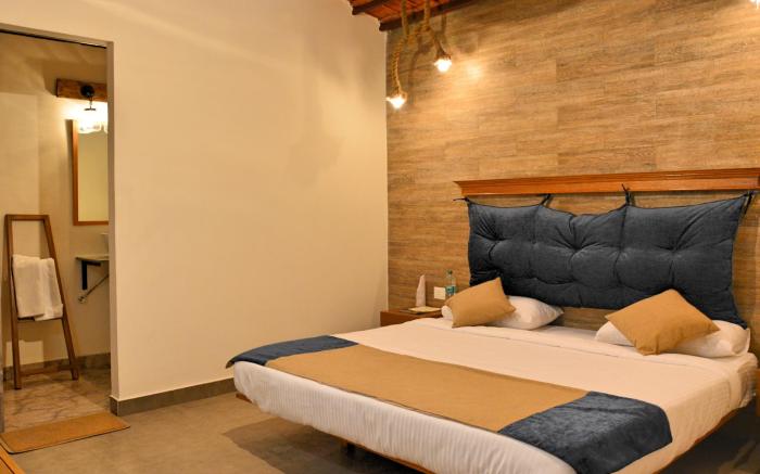 Aspen Riverside Resort