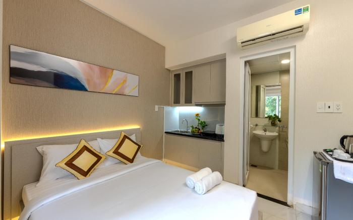 G8 Center Hotel and Apartment