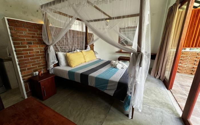 The Cinnamon Cottage Lake view room