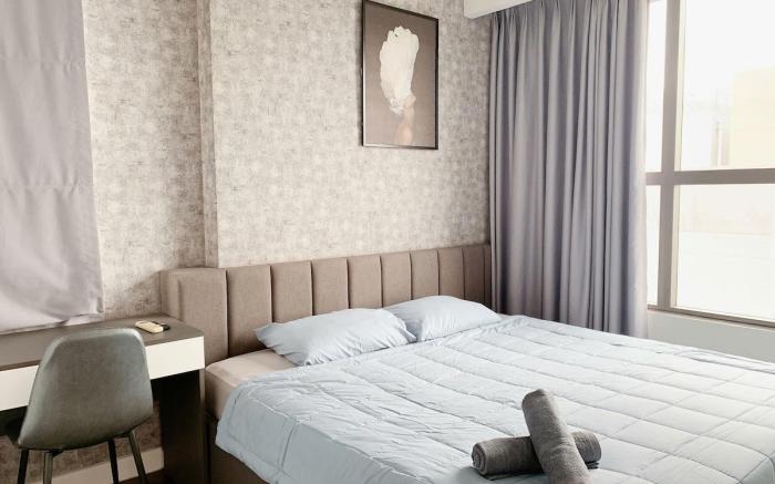 Brisk 3Br Condo | Free Gym & Pool | S7-27.02