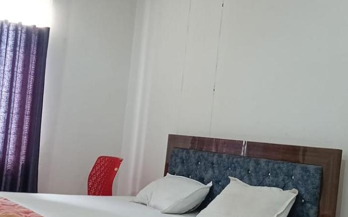 Kanak Hotel & Restaurant