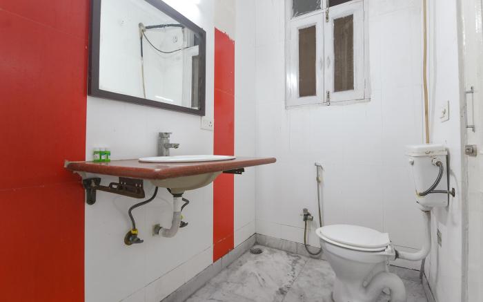 FabHotel The New Moon