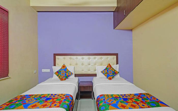 Via Blue Moon Residency