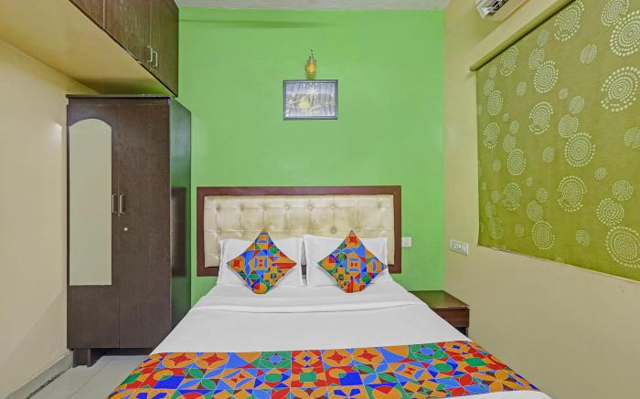 Via Blue Moon Residency