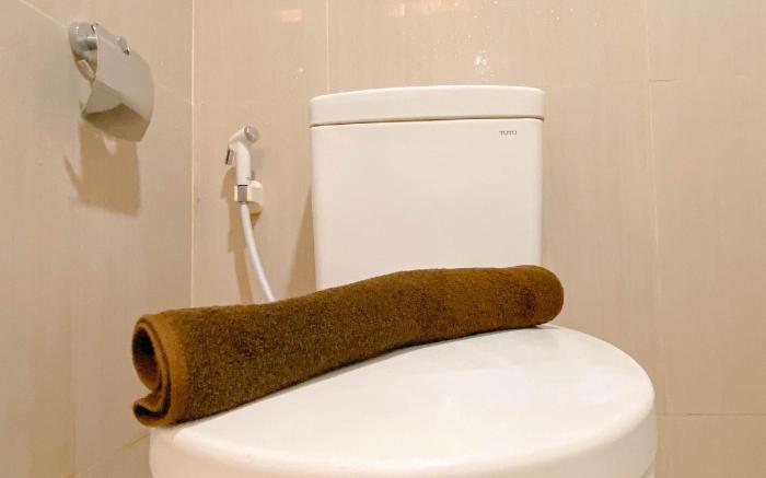 Studio Room near Mall at Star Semarang By Travelio