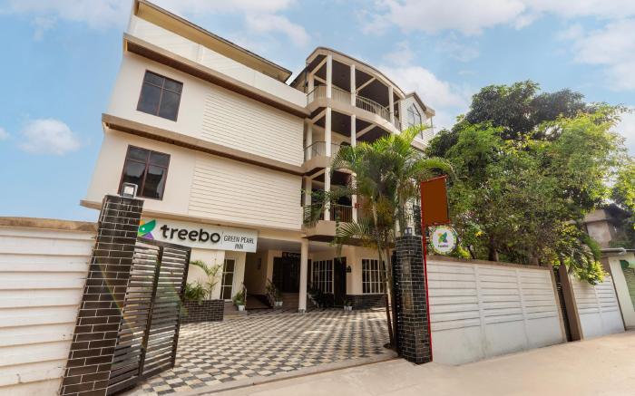 Treebo Green Pearl Inn