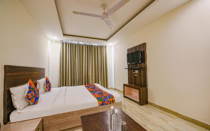 FabHotel Lakshmi Palace