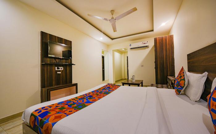 FabHotel Lakshmi Palace